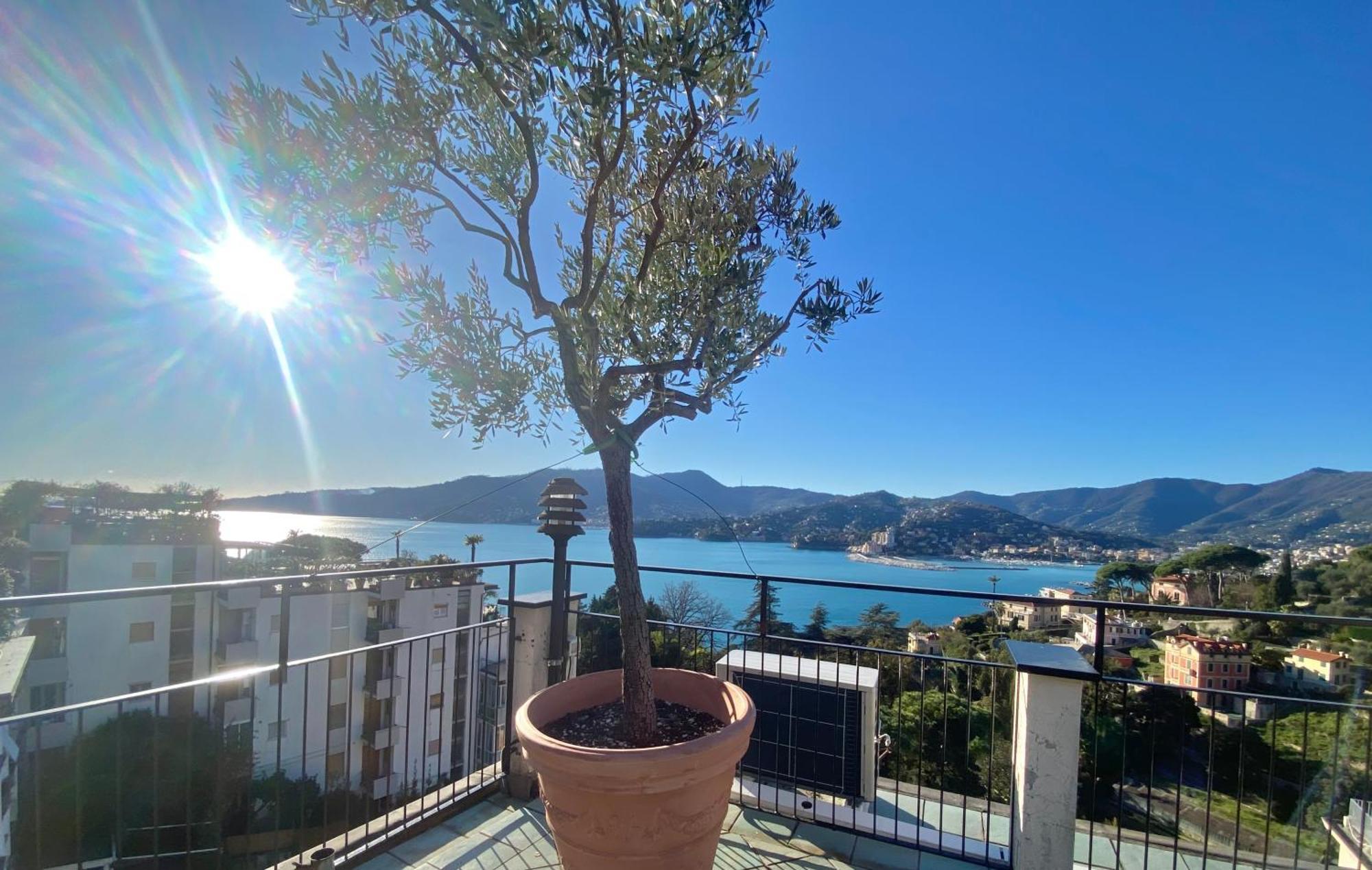 Welcome Riviera - Paradiso 12-Ultimo Restauro Nel 2025-Vista Mare Stupenda-Balcone Con Vista Meravigliosa Piu' Terrazza Solarium Sovrastante Di 70 Mq Esterna Rapallo Exteriör bild